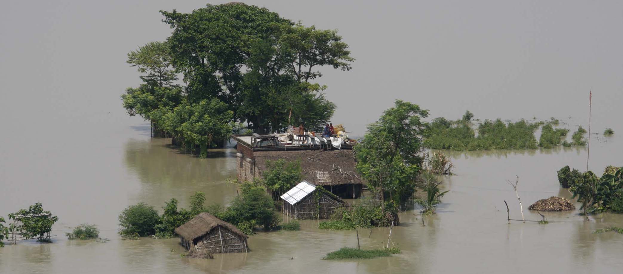 An aerial view of a Bihar village during a 2008 river flood. Photos courtesy of Ministry of Defence (GODL-India), Wikimedia Commons.